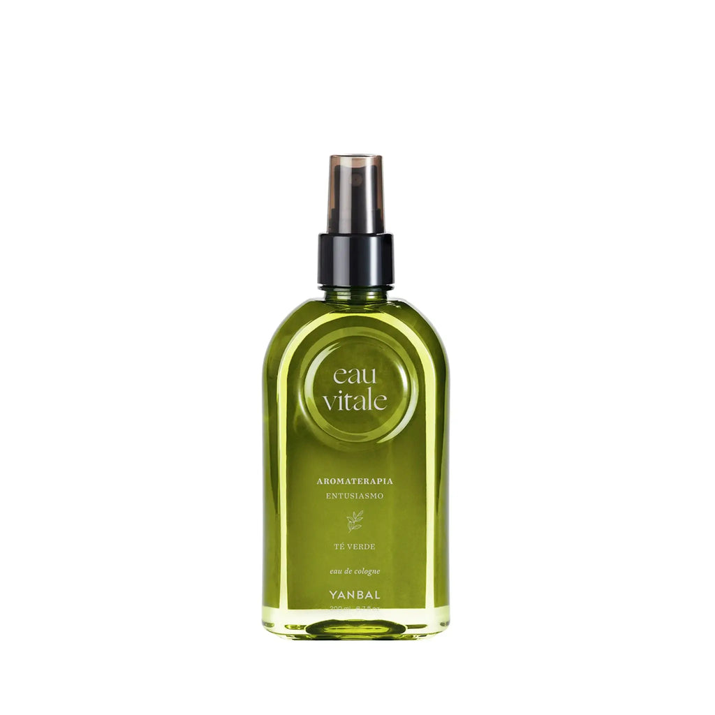 Eau Vitale Té Verde de Yanbal, colonia de aromaterapia con aroma herbal cítrico que promueve motivación, energía y sensación de dinamismo